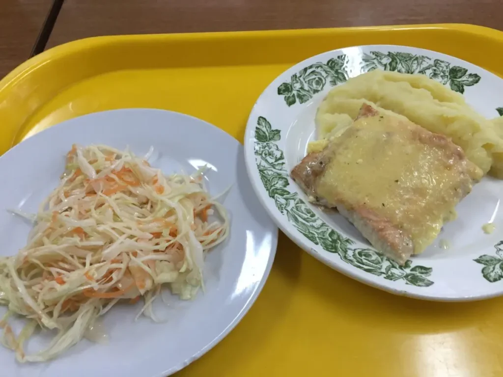 バレエ学校の夕食